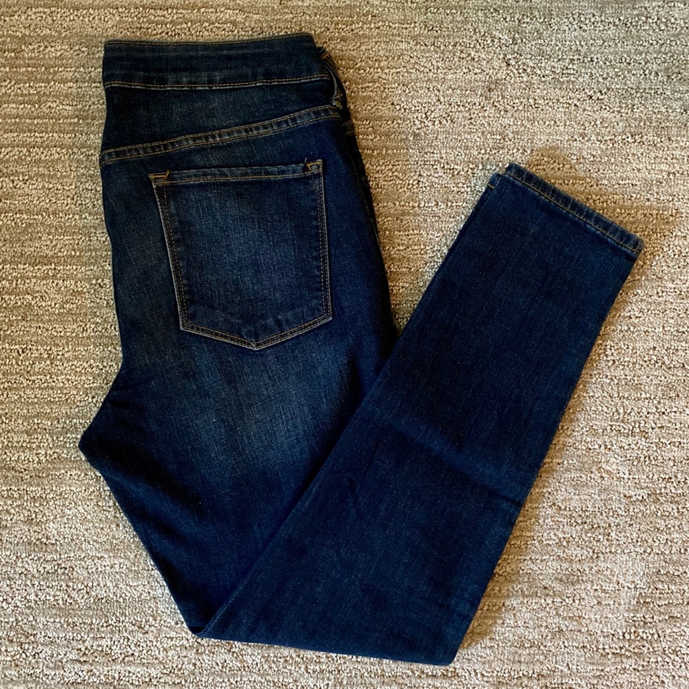 NWT Old Navy Rockstar Skinny Jeans - 12 Short